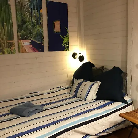Guest house Hotes Gay Masculins Uniquement